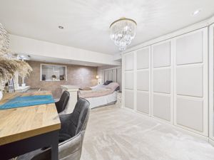 Photo 24- click for photo gallery